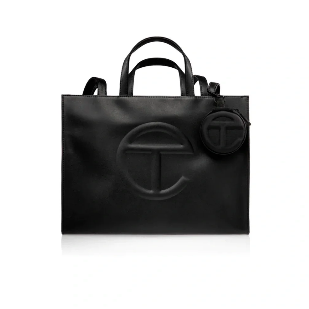 Medium Telfar pill